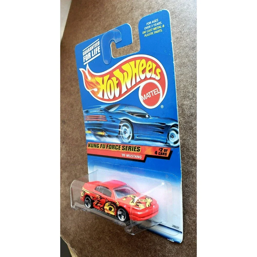 VTG 2000 Hot Wheel '99 MUSTANG Red KUNG FU FORCE Series #2/5 1:64 3 Spoke #26037